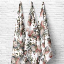 Load image into Gallery viewer, Eco-Chic - Tablecloth - Protea Cluster
